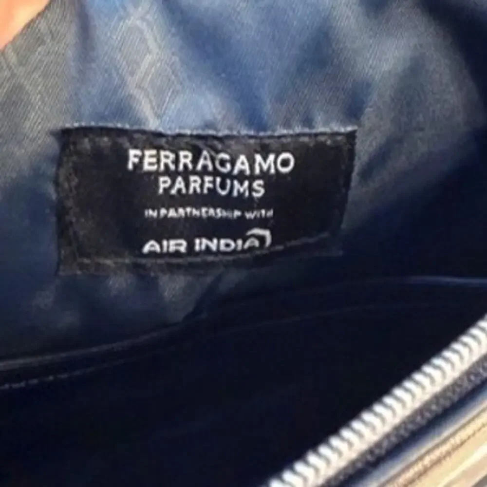 Salvatore Ferragamo Parfums Navy Cosmetic Travel Pouch Air India EUC
